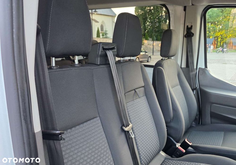 Ford Transit - 20