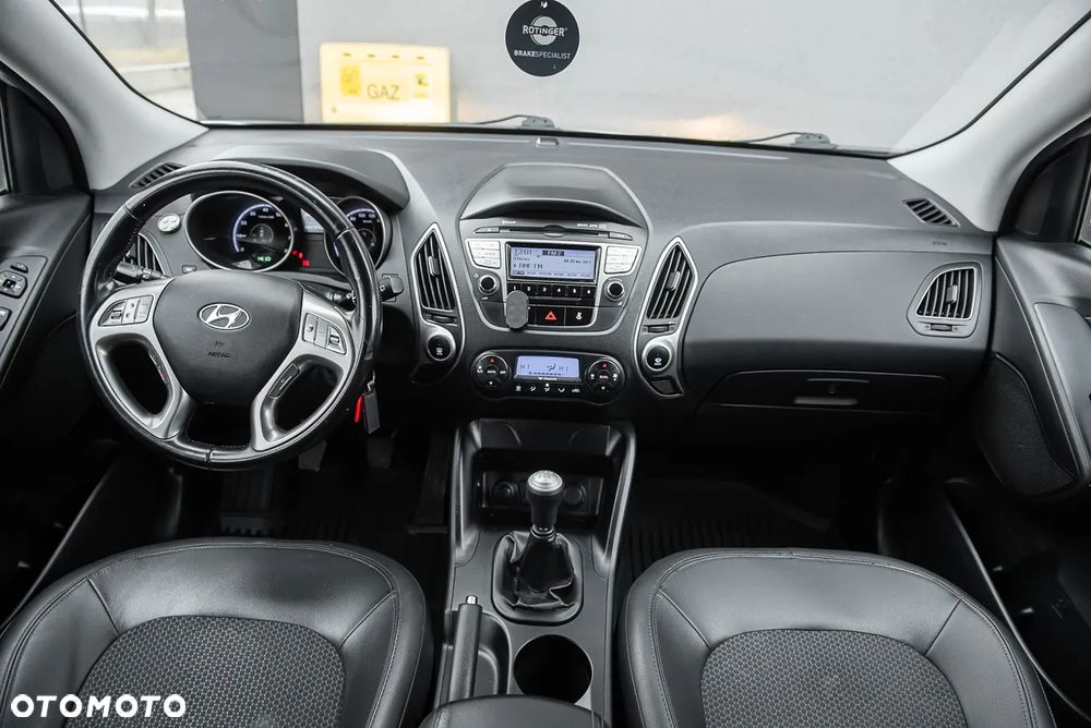 Hyundai ix35 - 23