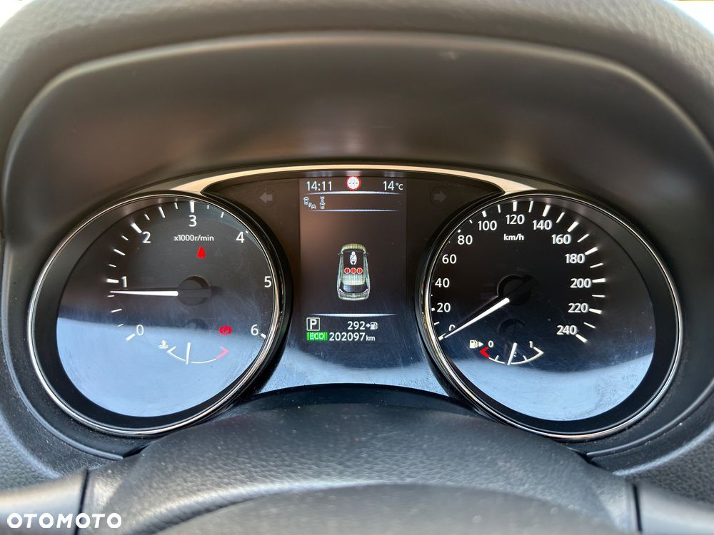Nissan X-Trail 1.6 DCi Tekna 2WD Xtronic - 12