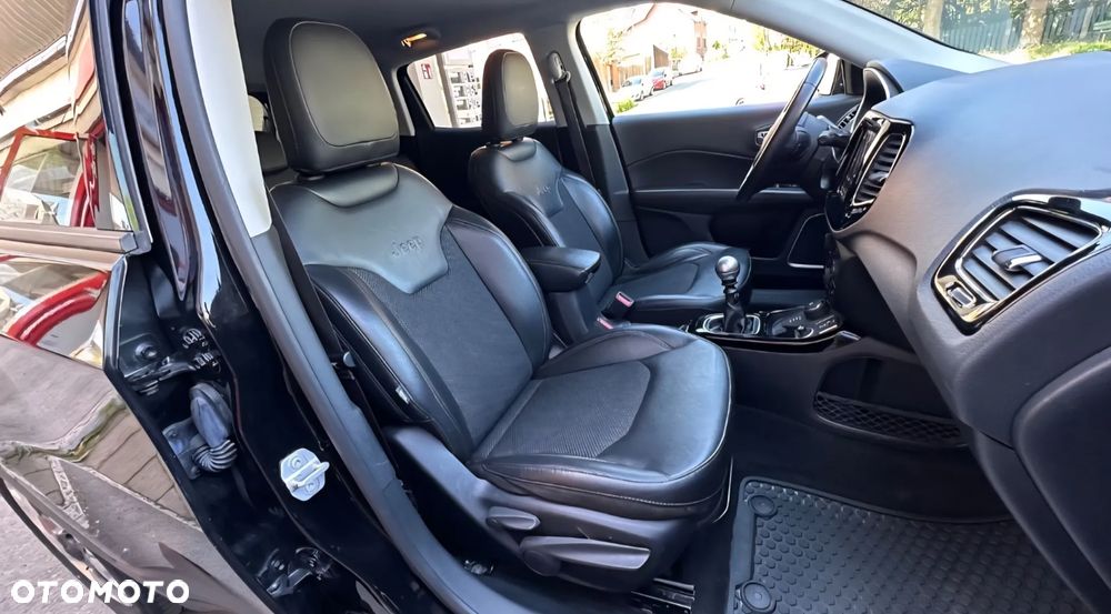 Jeep Compass 2.0 MultiJet Active Drive Limited - 14