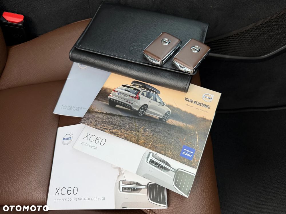 Volvo XC 60 B5 B AWD Inscription - 41