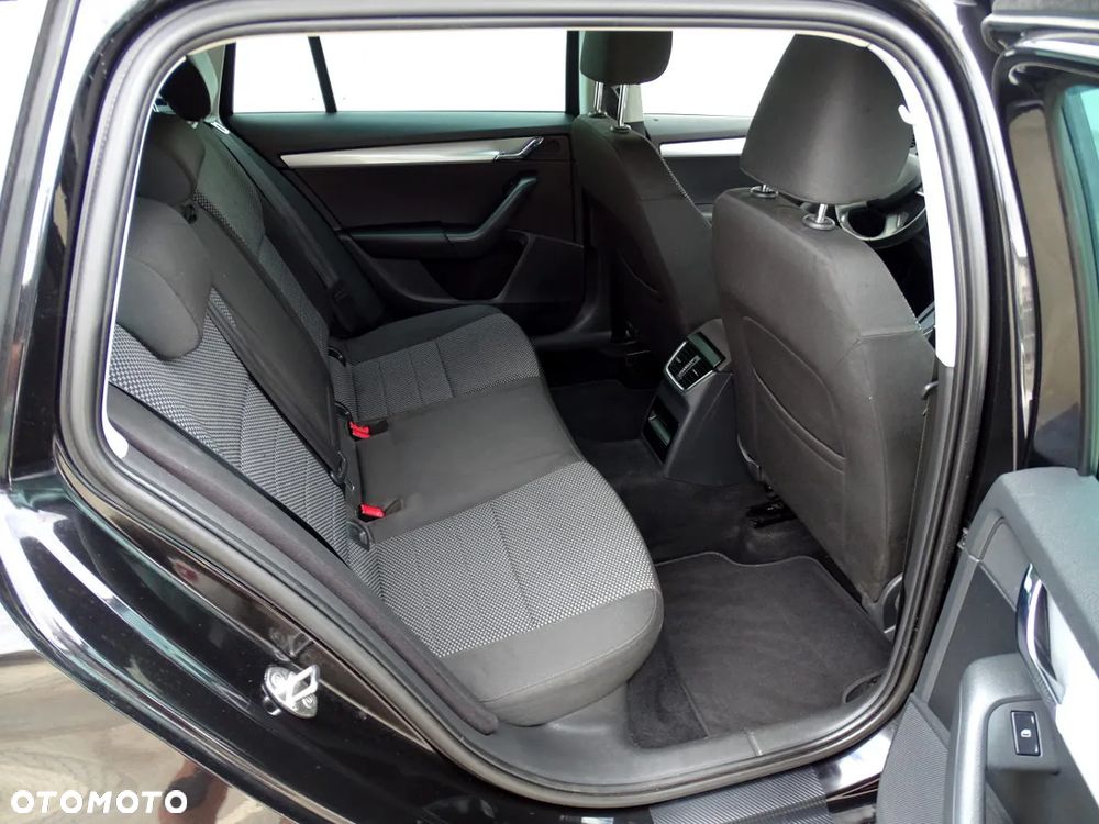 Skoda Octavia 1.6 TDI Active - 15