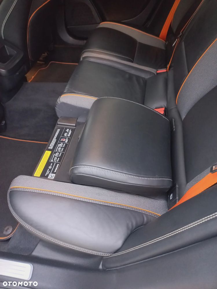 Volvo V90 - 29