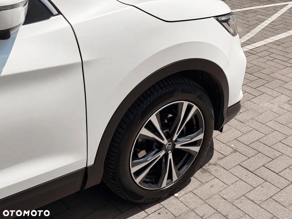 Nissan Qashqai 1.7 dCi 4x4 N-Connecta - 13