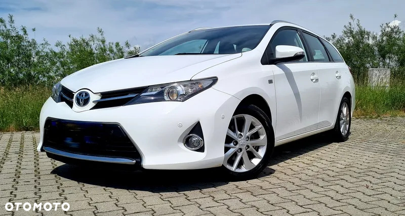 Toyota Auris 2.0 D-4D Prestige - 4