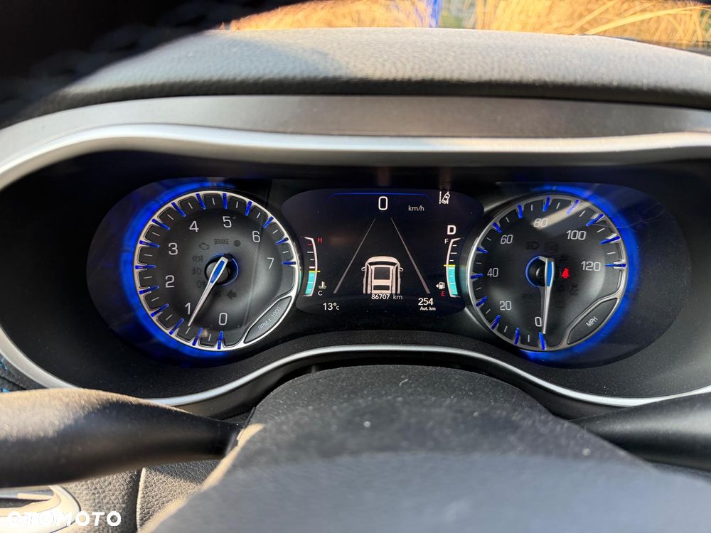 Chrysler Pacifica - 7