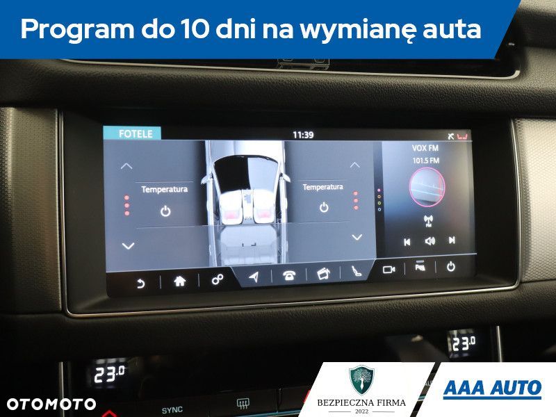 Jaguar XF - 20