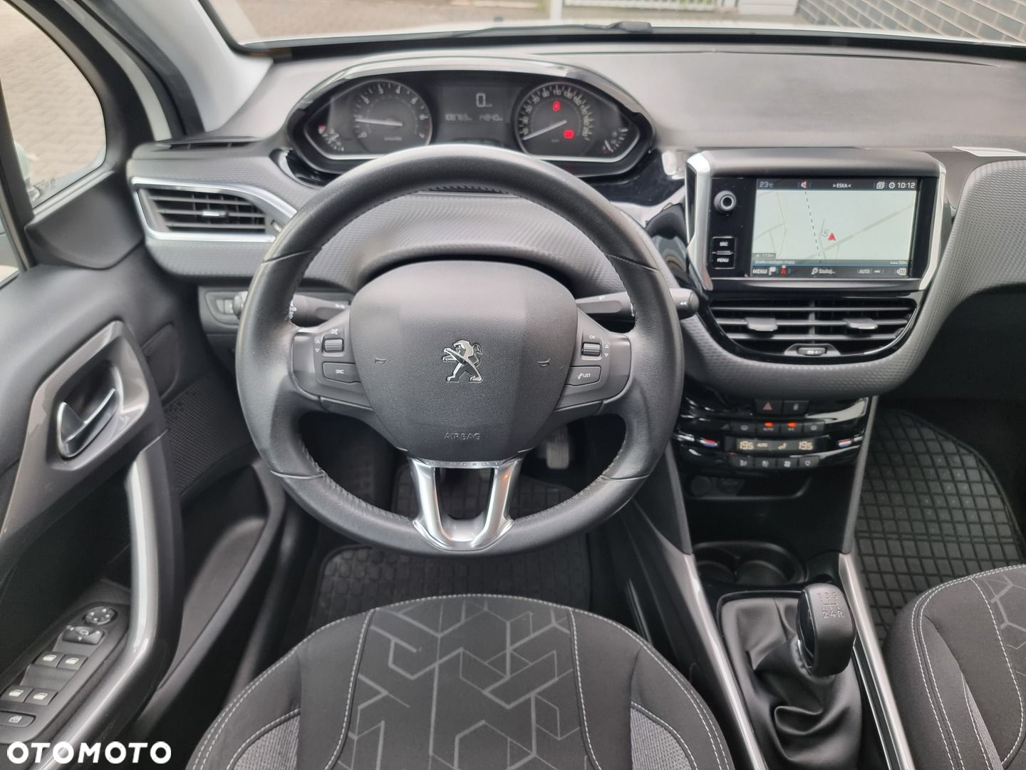 Peugeot 2008 1.2 Pure Tech Active S&S - 30