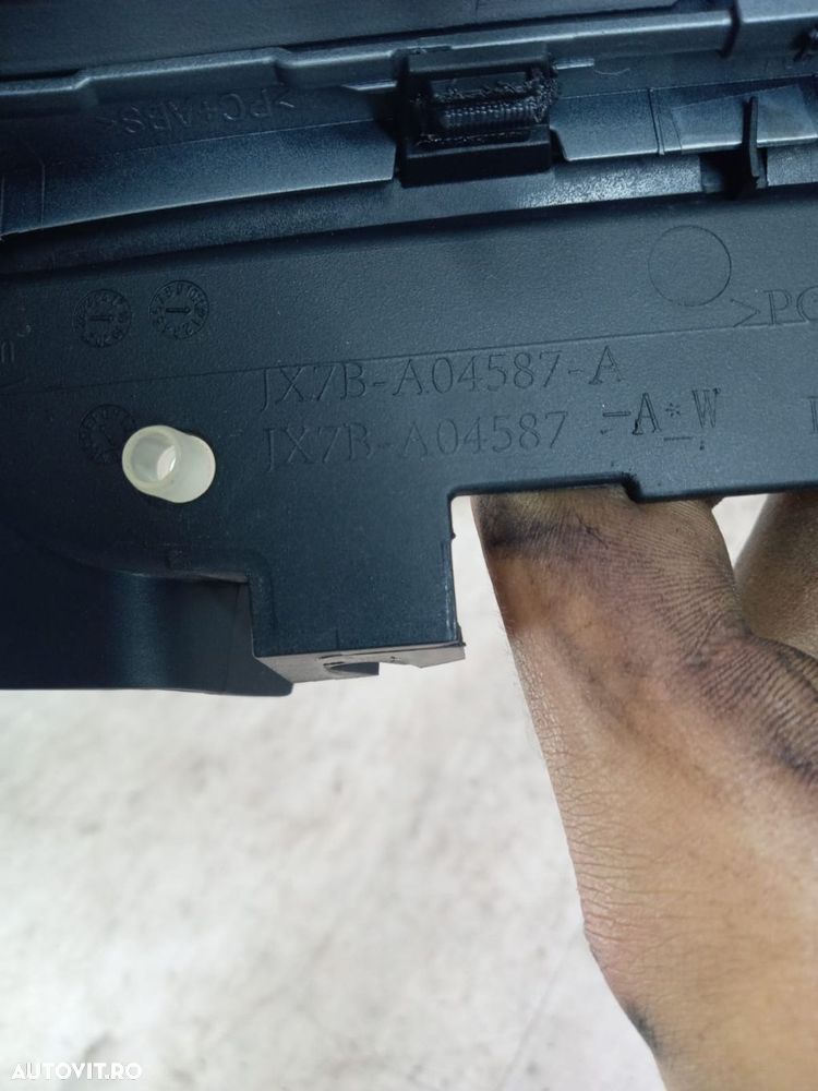 Ornament JX7B-A04587-A Ford Focus 4 [2018 - 2022] - 2