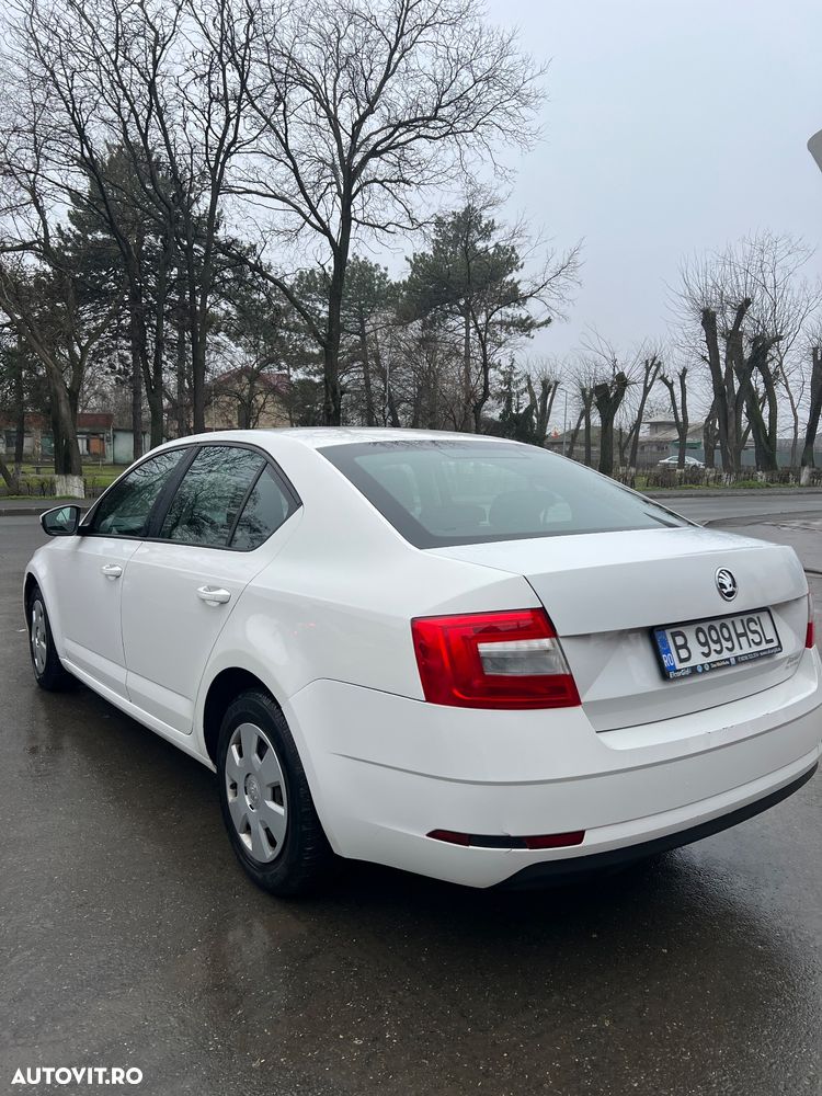 Skoda Octavia - 9