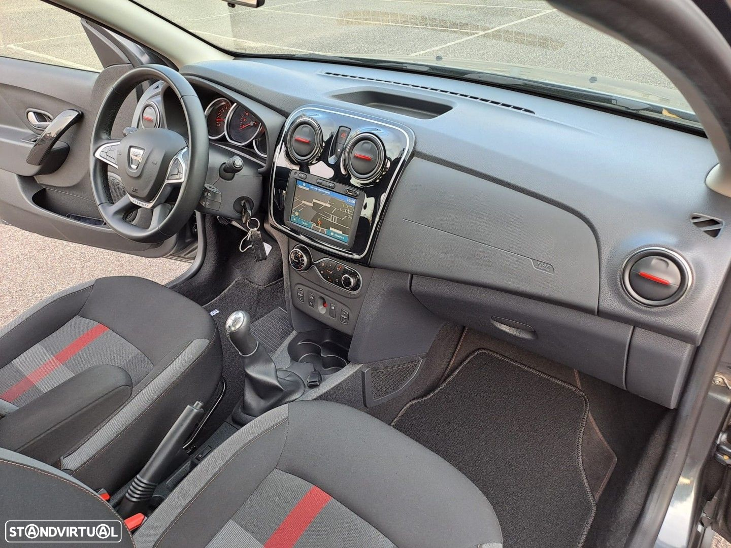 Dacia Sandero 0.9 TCe Stepway - 13