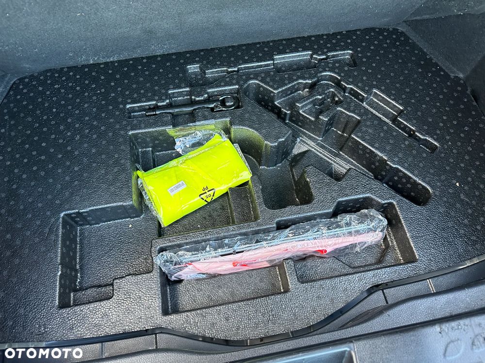 Toyota C-HR - 29