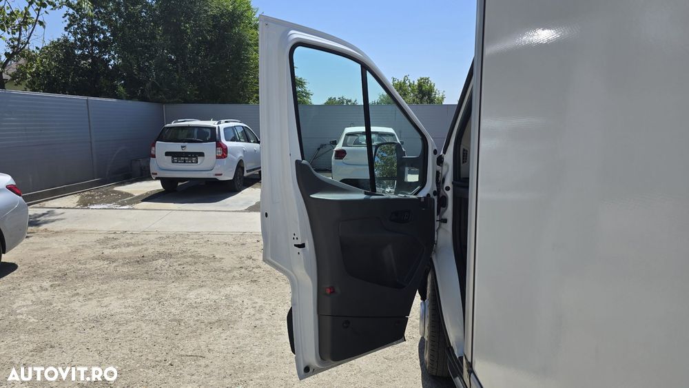 Ford Transit - 11