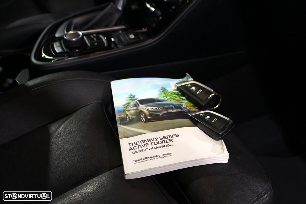 BMW 218 Active Tourer d Line Sport Auto - 32