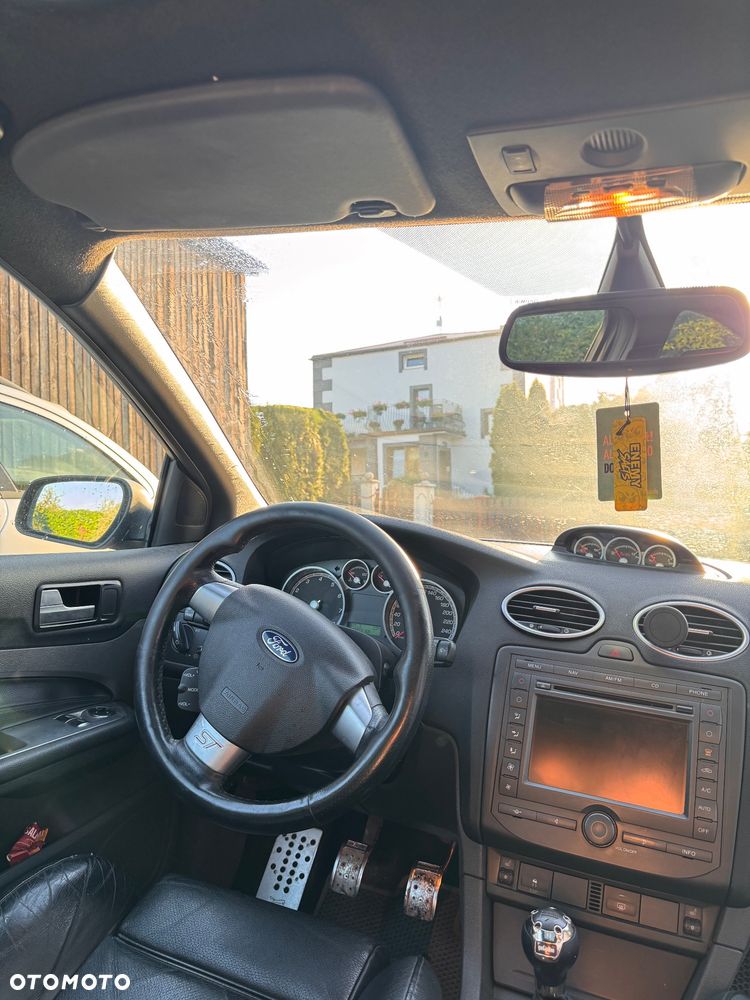 Ford Focus - 7