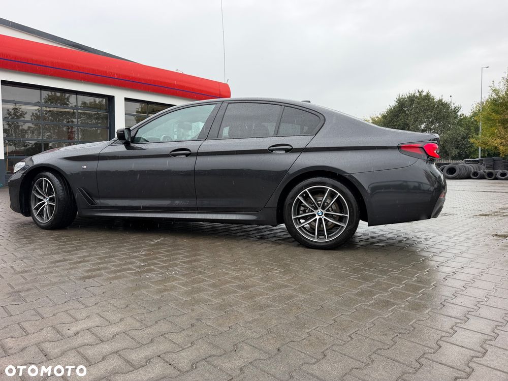 BMW Seria 5 520d mHEV M Sport sport - 3