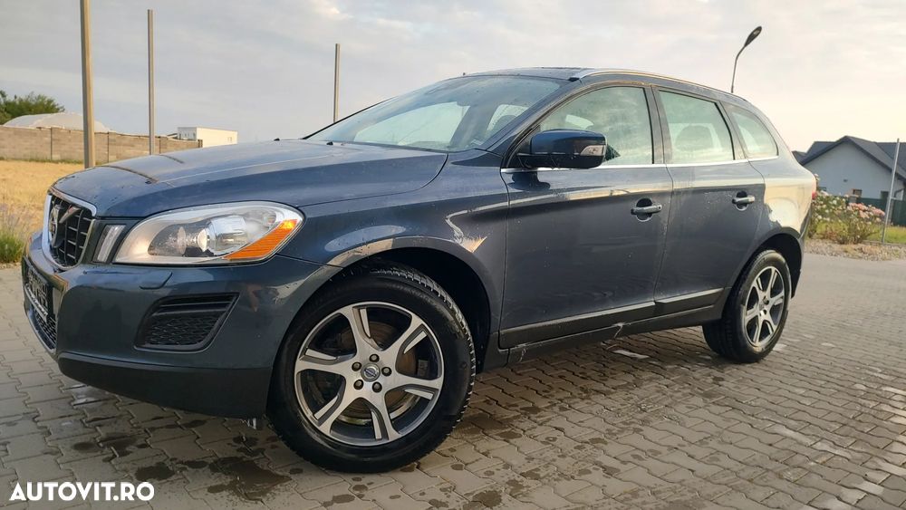 Volvo XC 60 D3 Kinetic - 1