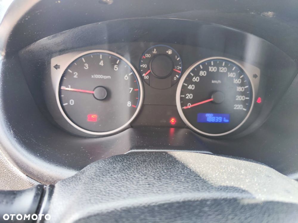 Hyundai i20 1.2 FIFA WM Edition - 16