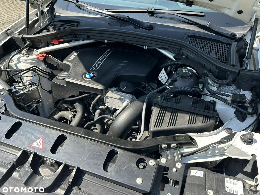 BMW X4 xDrive28i xLine - 28