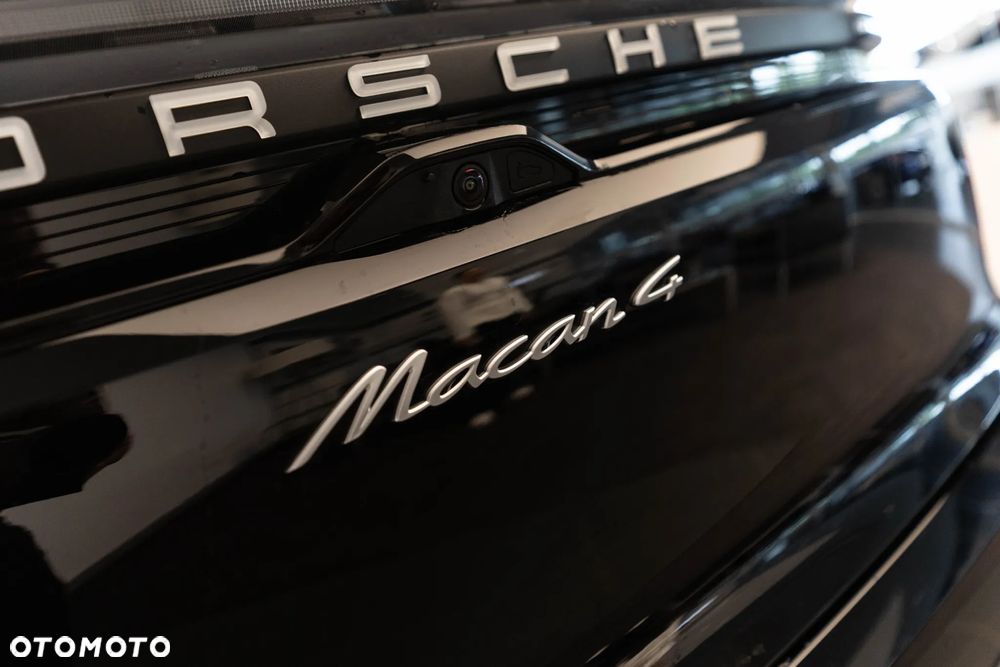 Porsche Macan - 36
