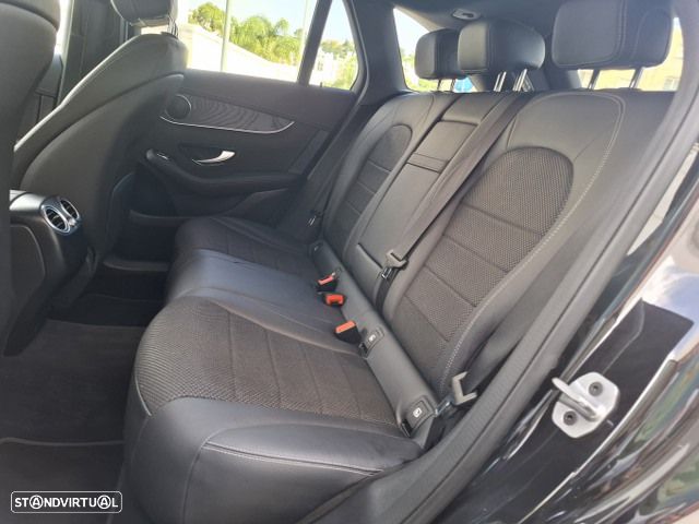 Mercedes-Benz GLC 300 de 4Matic 9G-TRONIC AMG Line - 42