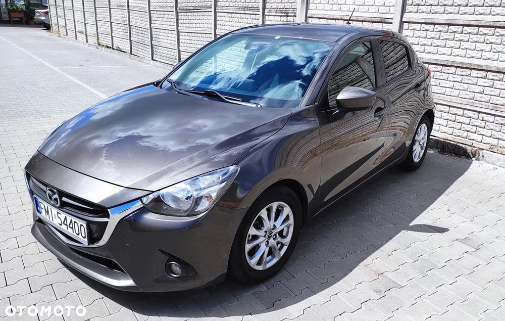 Mazda 2 Hybrid - 6