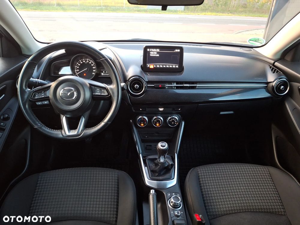 Mazda 2 SKYACTIV-G 90 Exclusive-Line - 9
