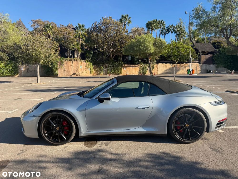 Porsche 911 Carrera - 3