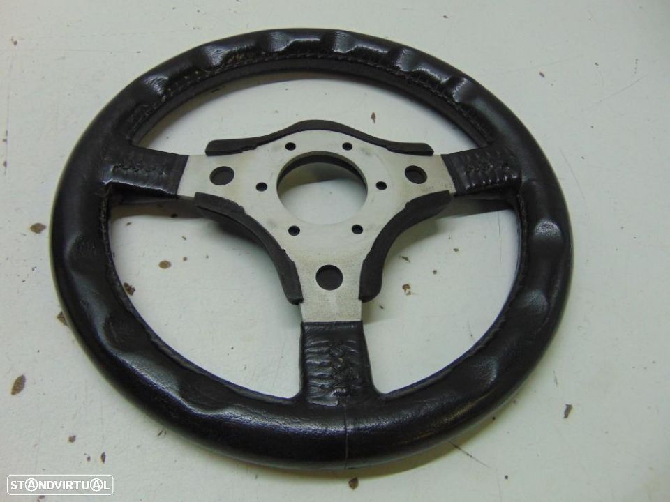 Volantes desportivos Raid - 10