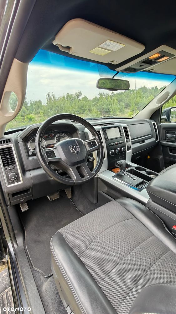 Dodge RAM 5.7 4x4 - 9
