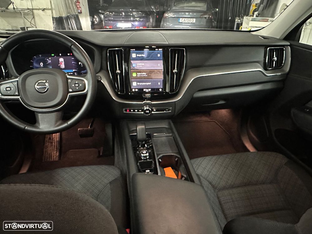 Volvo XC 60 T6 AWD Recharge Geartronic Inscription Expression - 12