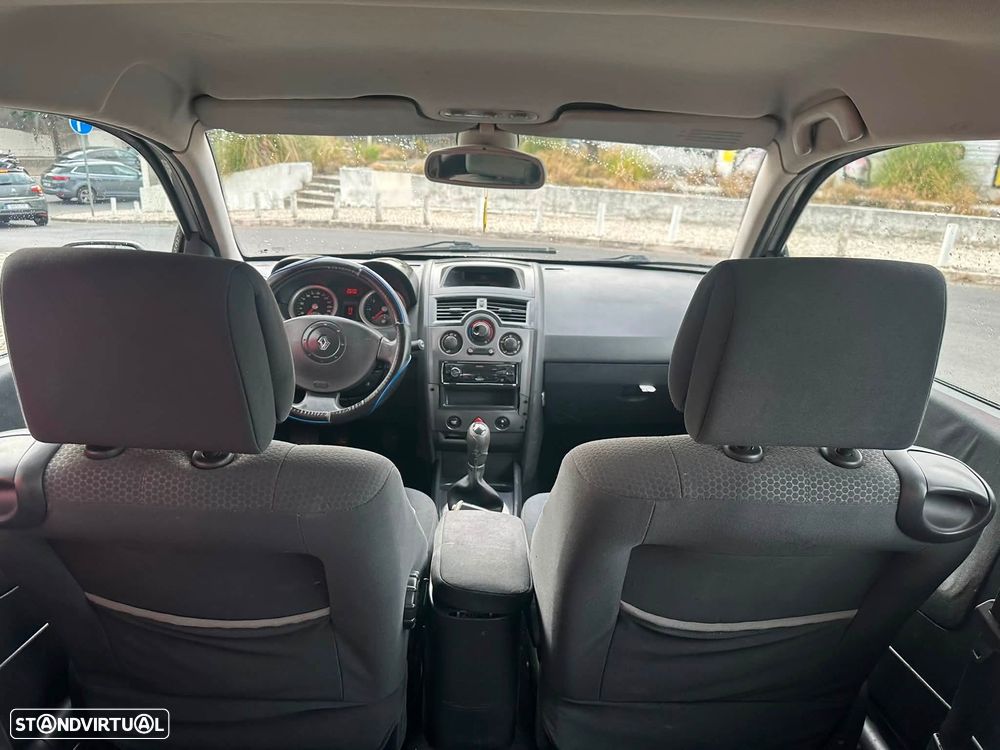 Renault Mégane 1.5 dCi Confort Dynamique - 7