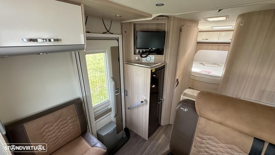 Burstner Ixeo IT 734 30 Anos c.central e basculante - 34