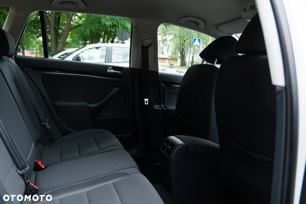 Volkswagen Golf 1.4 TSI Comfortline - 17