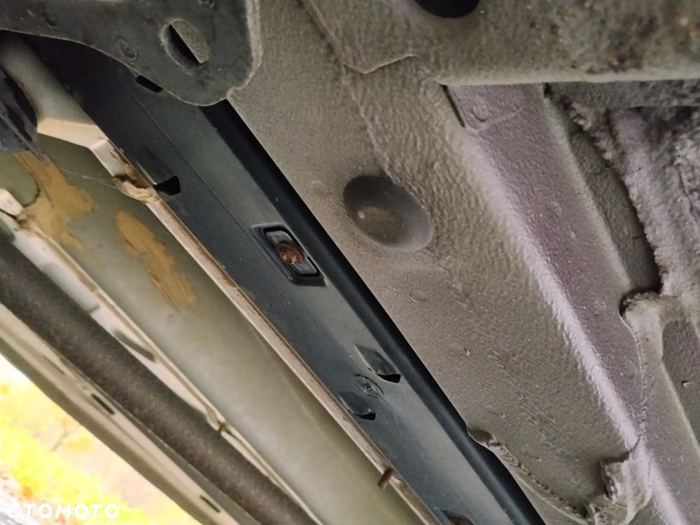 Ford KA 1.2 Titanium ASS EU6 - 21