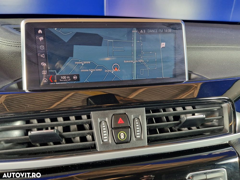 BMW X1 sDrive18d AT - 16