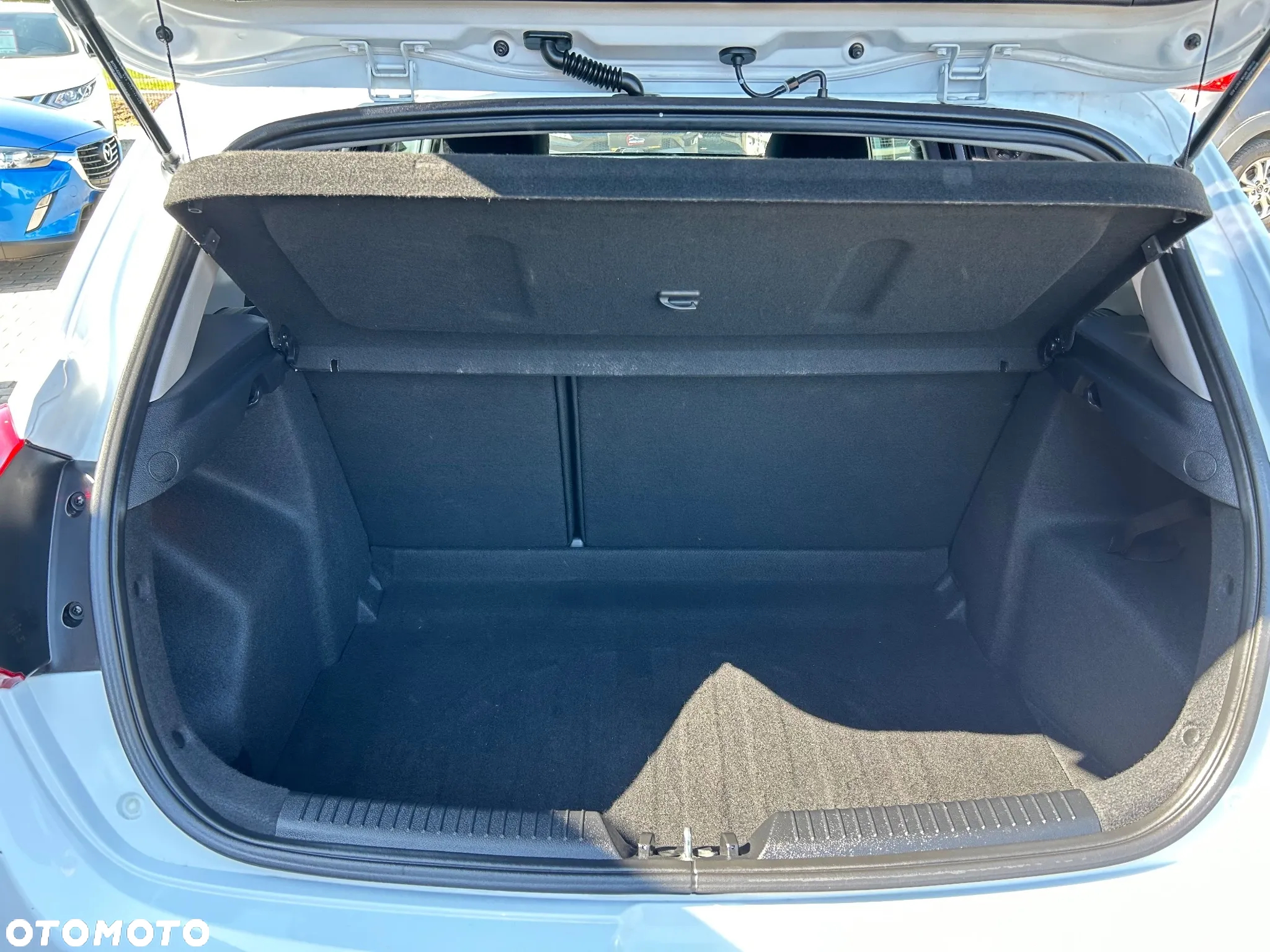 Kia Ceed 1.4 Attract - 23