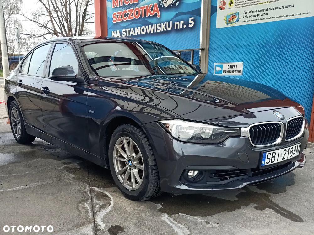 BMW Seria 3 320i xDrive Edition M Sport Shadow - 3