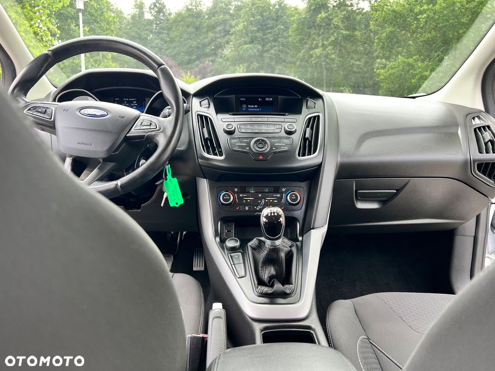 Ford Focus 1.0 EcoBoost Active - 19