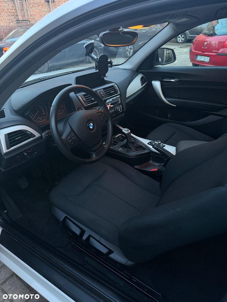 BMW Seria 1 116d EfficientDynamics - 10