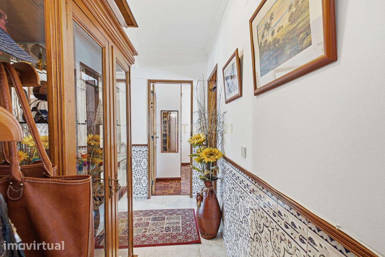 Apartamento T3 com Enorme Potencial de Remodelação na Moita - Grande imagem: 3/24