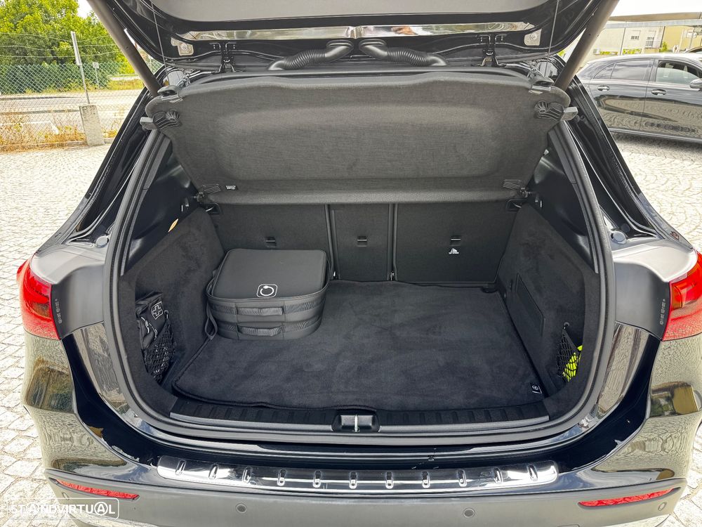 Mercedes-Benz GLA 250 e AMG Line - 23
