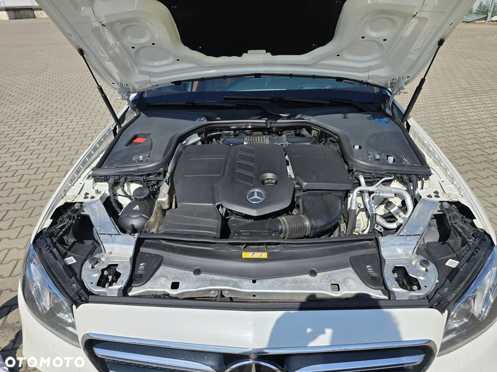 Mercedes-Benz Klasa E 220 d 9G-TRONIC - 9