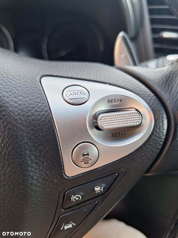 Infiniti FX FX30d S - 16