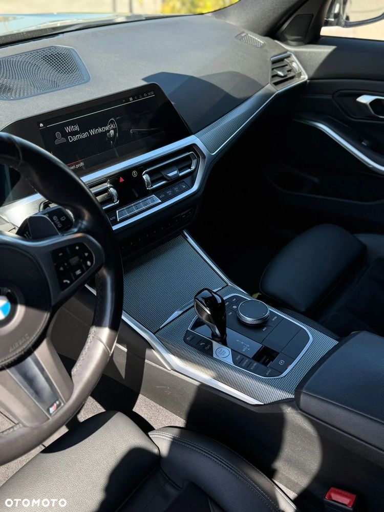 BMW Seria 3 330i xDrive M Sport sport - 34