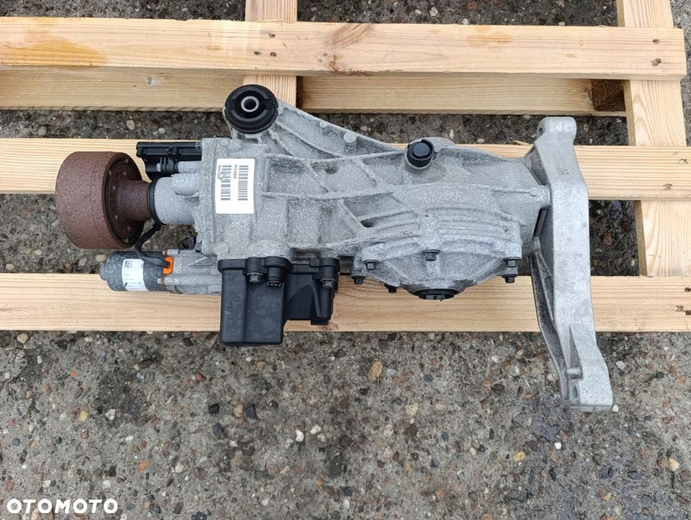 volvo xc40 tylny dyfer t4 t5 p1216552 - 1