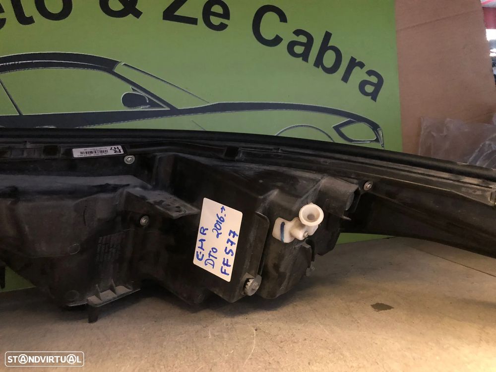 TOYOTA CHR FAROL DIREITO - FF577 - 10