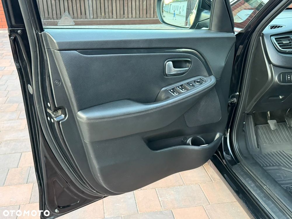 Kia Carens 1.7 CRDi Business Line 7os - 30