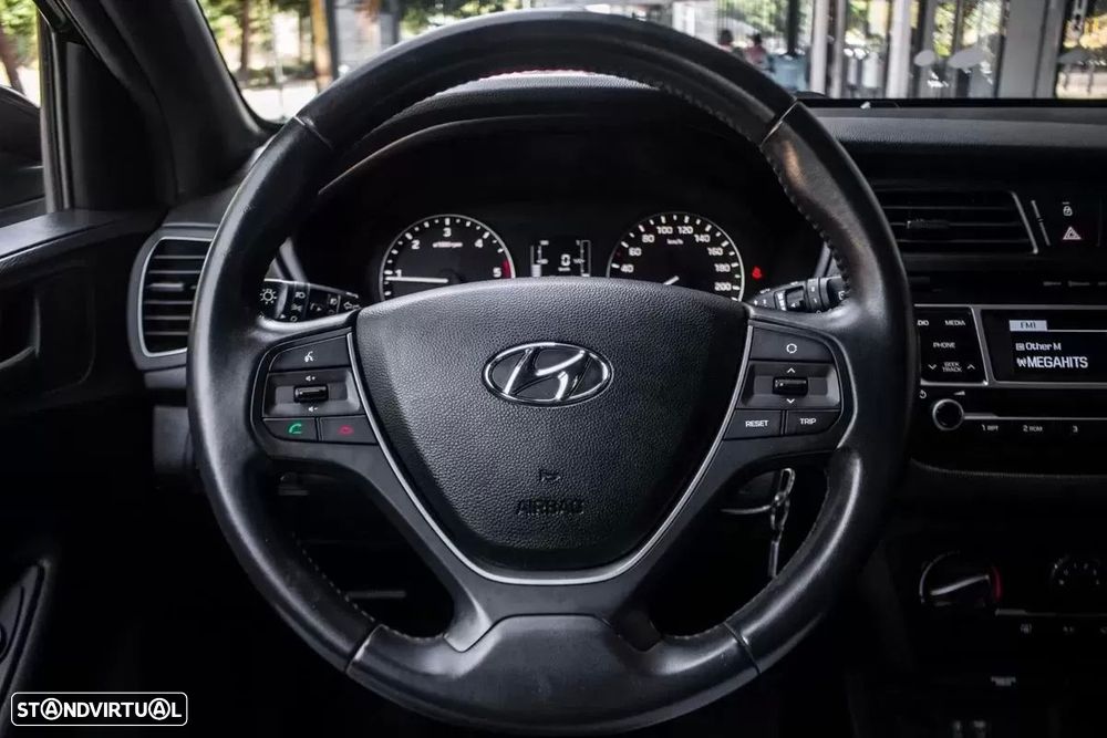 Hyundai i20 1.1 CRDi Comfort - 12