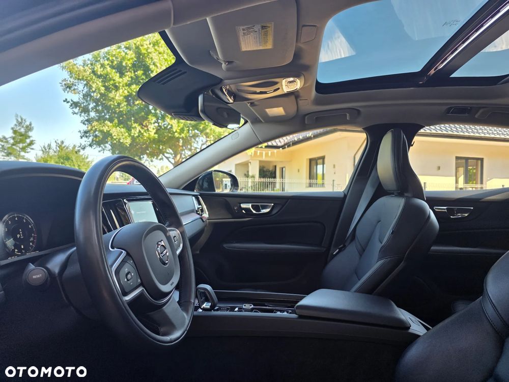 Volvo S60 B5 B AWD R-Design - 19